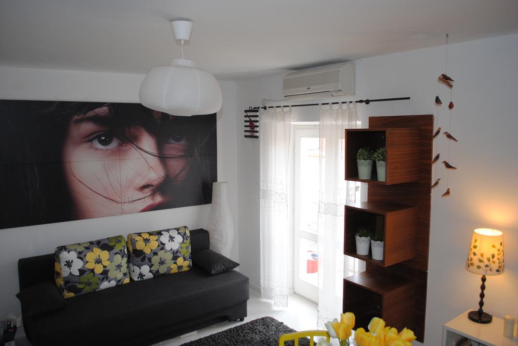 Apartment Optimist Makarska Habitación foto