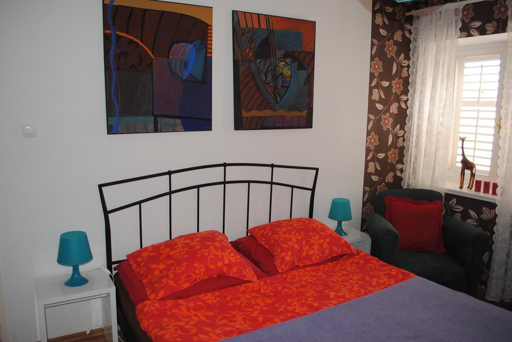 Apartment Optimist Makarska Habitación foto