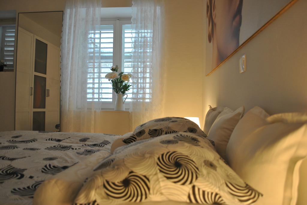 Apartment Optimist Makarska Habitación foto