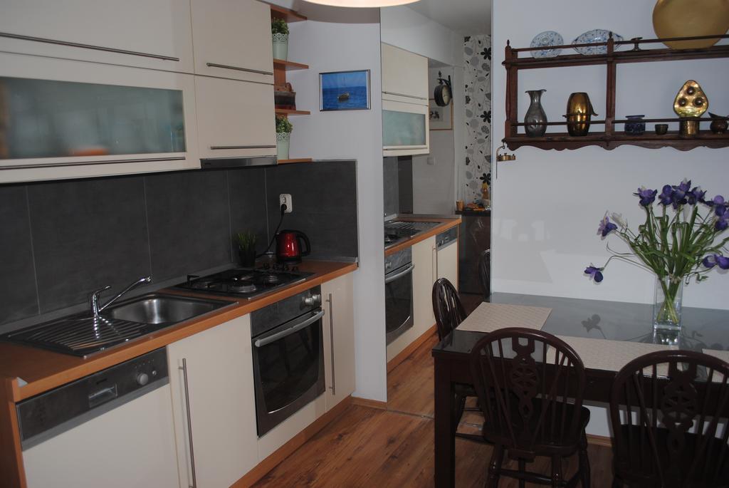 Apartment Optimist Makarska Habitación foto